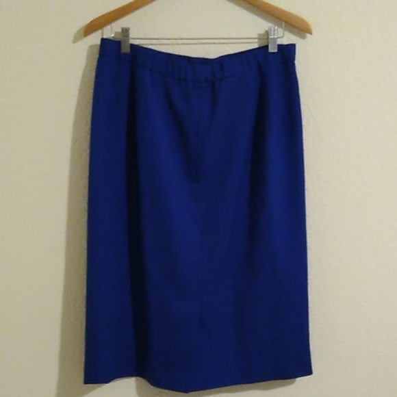 Career Essentials Skirt Size 16 - Picture 2 of 6